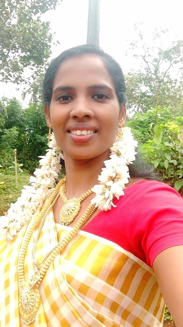 काजल पिल्लई