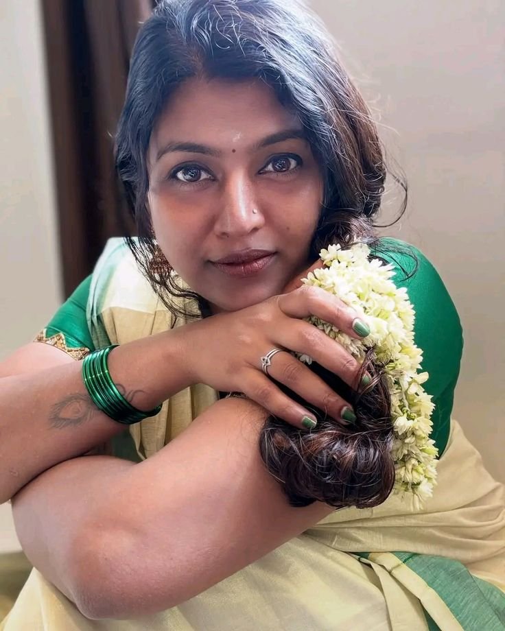 मोनिका नायर